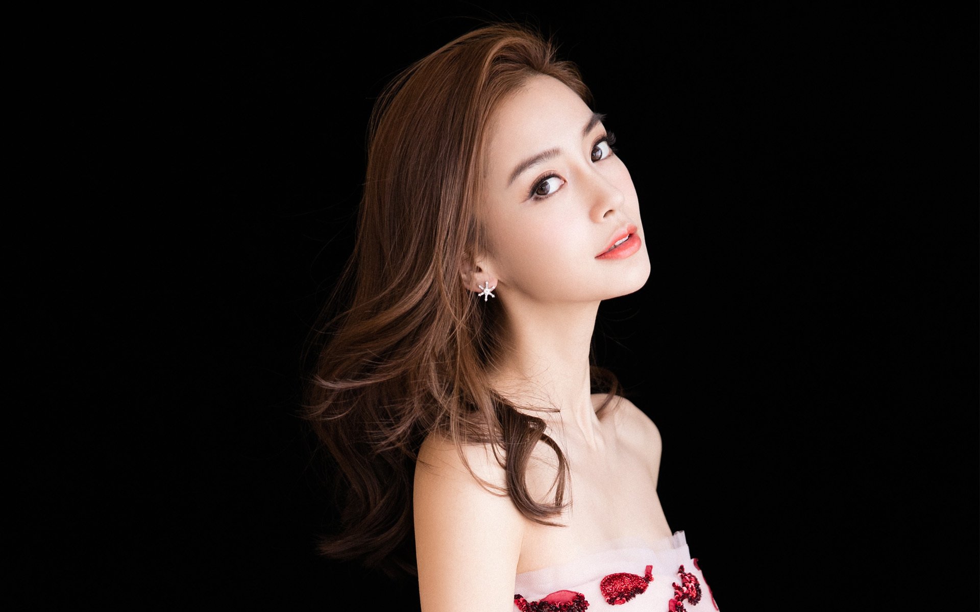 _赛事纪录:连续胜场、长时间比赛引人注目_,联赛最长连胜